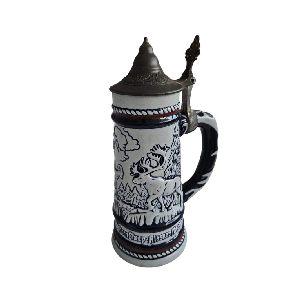 Avon Blue and White Ceramic Beer Stein with Pewter Lid - Picture 4 of 6